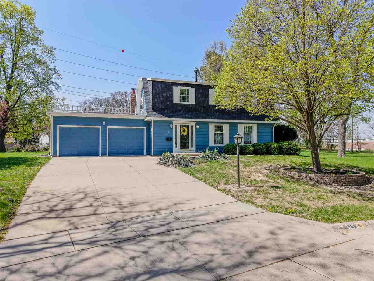 556 Mahaska Court Iowa City IA 52246-1605