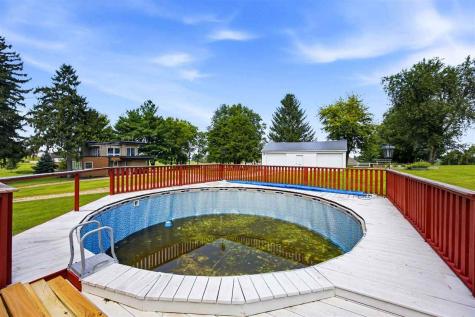 1420 Highway 965 NW Swisher IA 52338