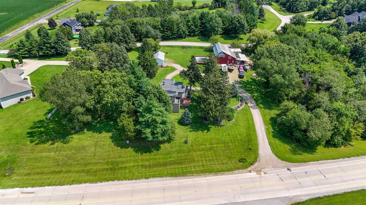 1420 Highway 965 NW Swisher IA 52338