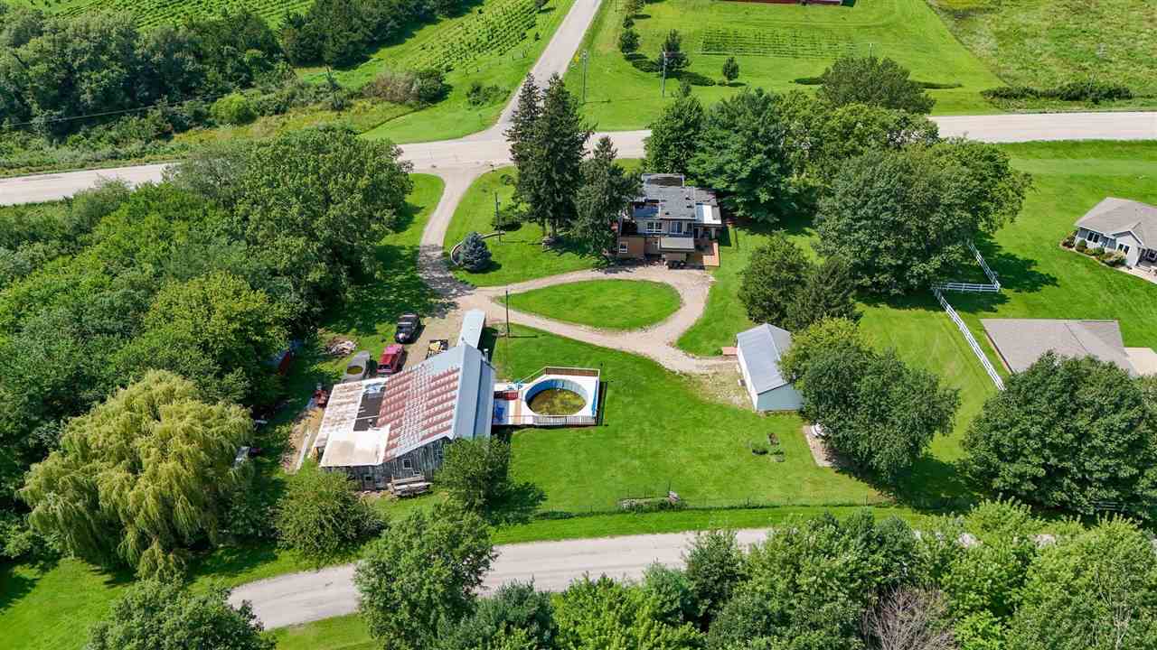 1420 Highway 965 NW Swisher IA 52338
