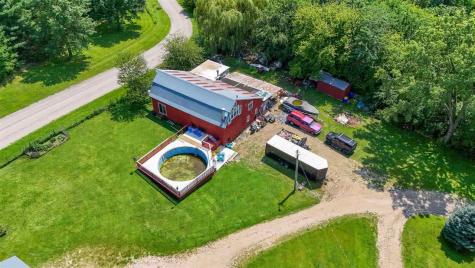 1420 Highway 965 NW Swisher IA 52338