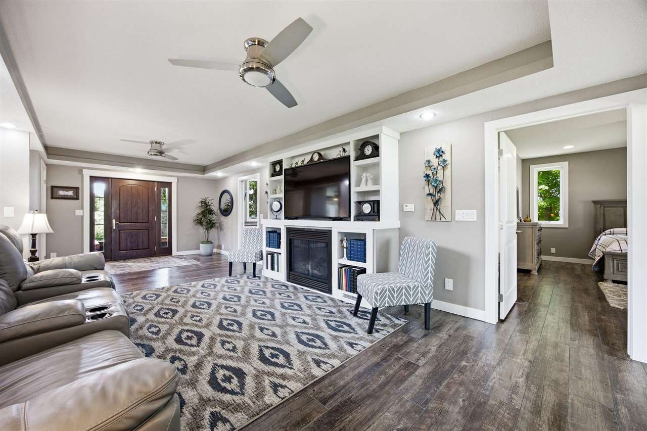 1420 Highway 965 NW Swisher IA 52338