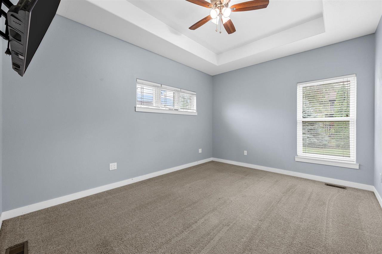 619 Majestic Oak Ridge Solon IA 52333