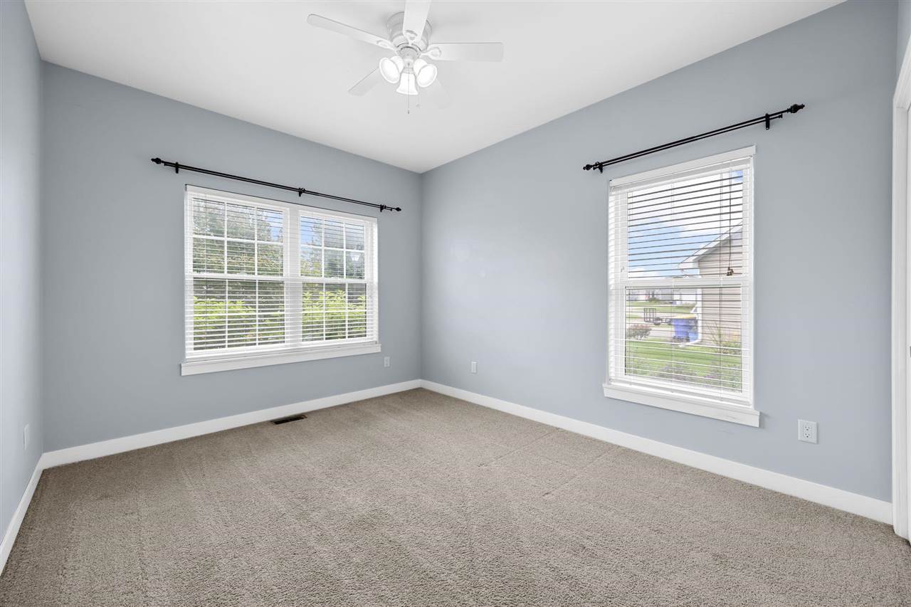 619 Majestic Oak Ridge Solon IA 52333