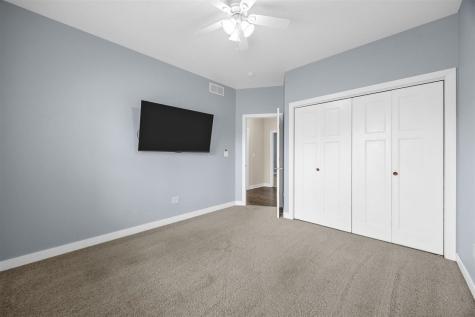 619 Majestic Oak Ridge Solon IA 52333