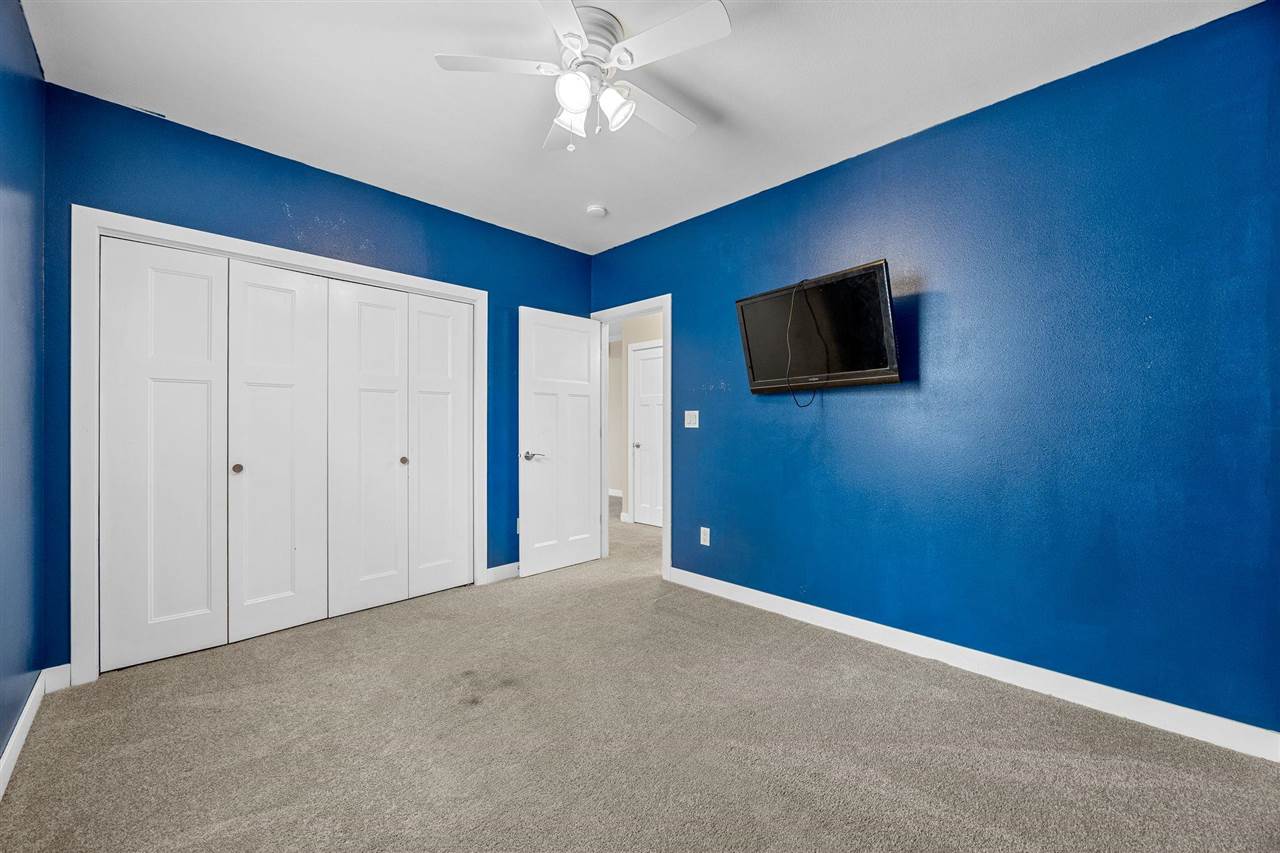619 Majestic Oak Ridge Solon IA 52333