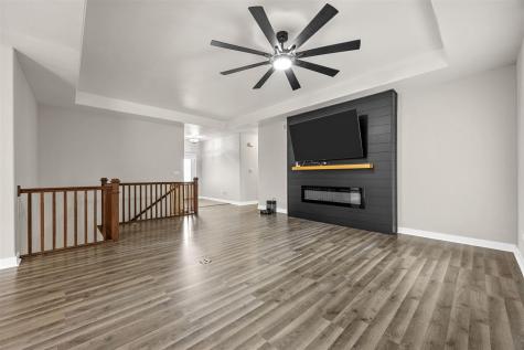619 Majestic Oak Ridge Solon IA 52333