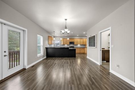 619 Majestic Oak Ridge Solon IA 52333