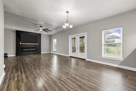 619 Majestic Oak Ridge Solon IA 52333