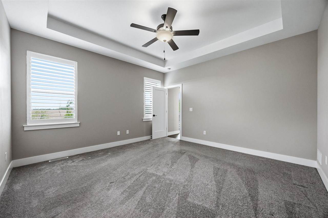 306 Dogwood Lane Tiffin IA 52340