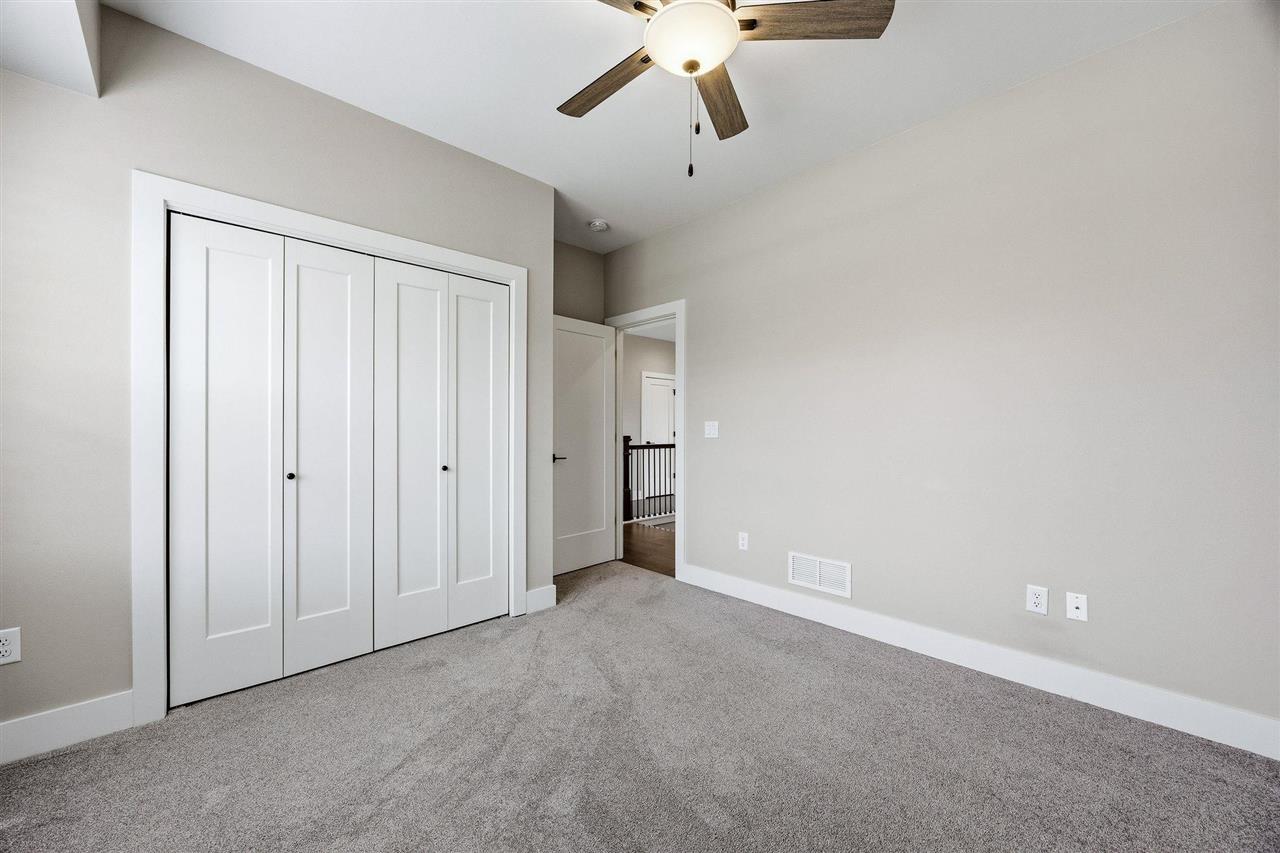 306 Dogwood Lane Tiffin IA 52340