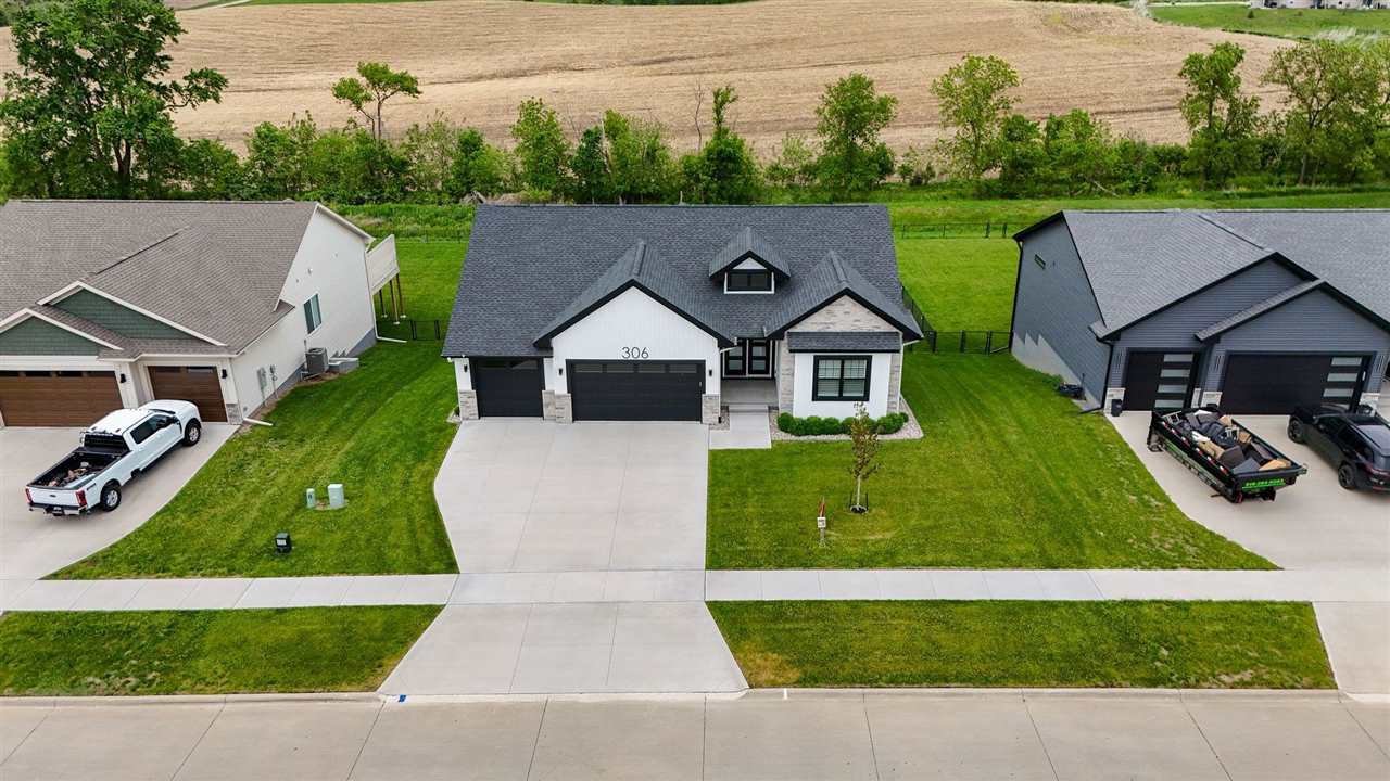 306 Dogwood Lane Tiffin IA 52340