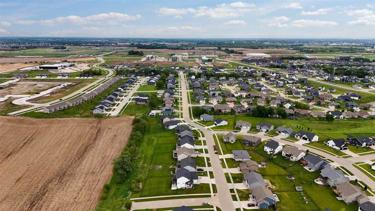 306 Dogwood Lane Tiffin IA 52340