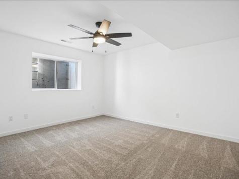1415 Duncan Drive Muscatine IA 52761