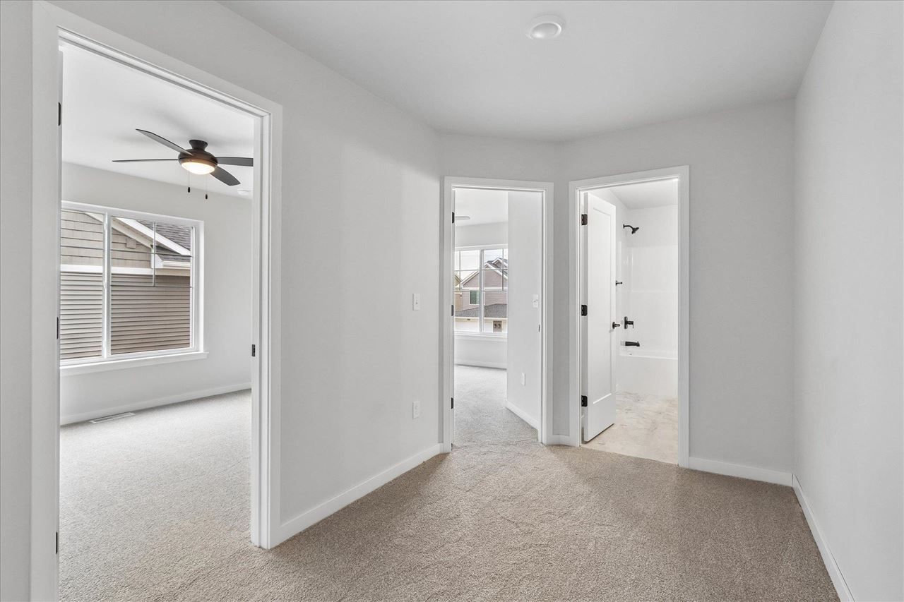 7021 Harlan Eddy Drive SW Cedar Rapids IA 52404