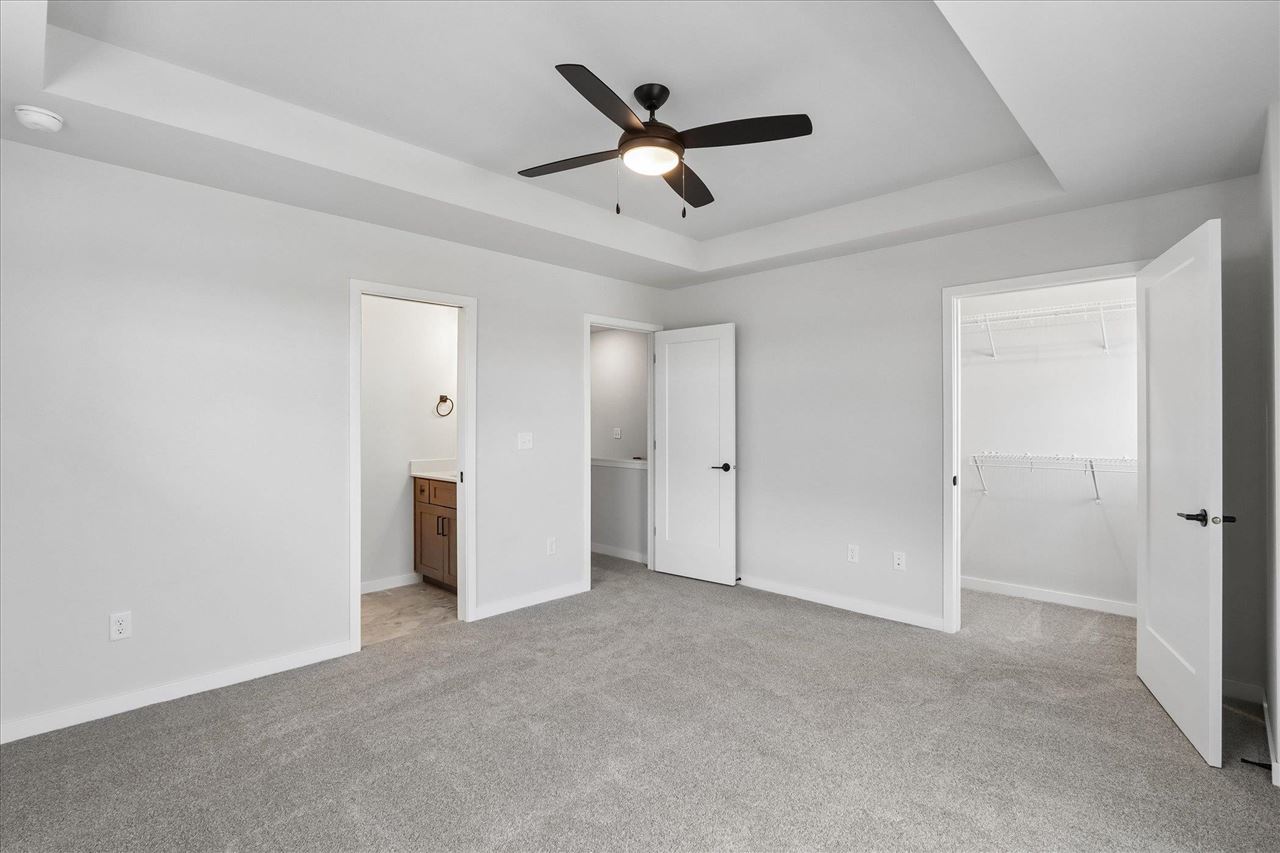 7021 Harlan Eddy Drive SW Cedar Rapids IA 52404