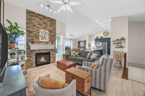 855 Prairie Street North Liberty IA 52317