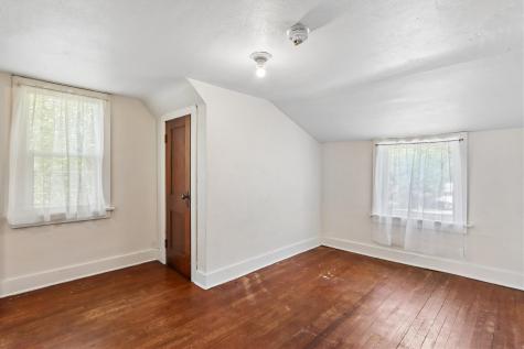 1323 Kirkwood Avenue Iowa City IA 52240