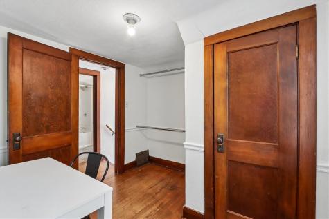 1323 Kirkwood Avenue Iowa City IA 52240