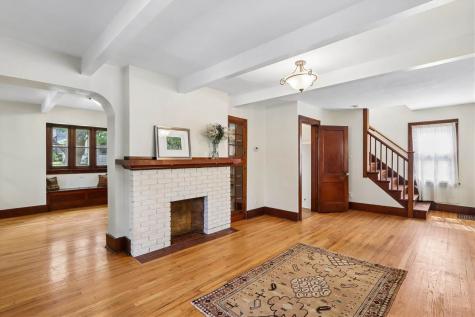 1323 Kirkwood Avenue Iowa City IA 52240