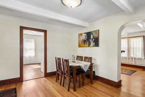1323 Kirkwood Avenue Iowa City IA 52240