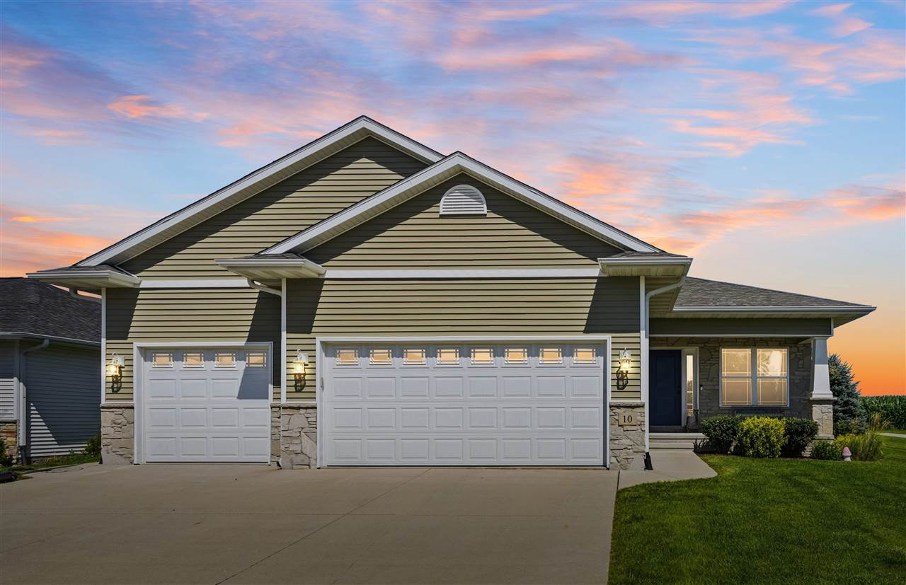 10 N Sunset Drive North Liberty IA 52317