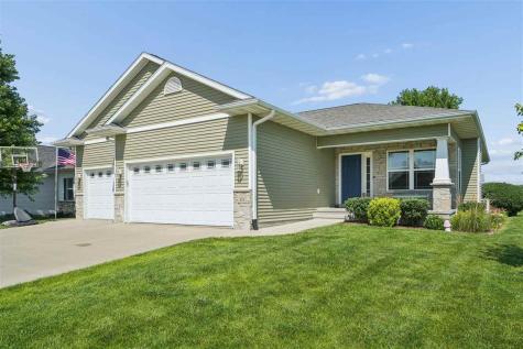 10 N Sunset Drive North Liberty IA 52317