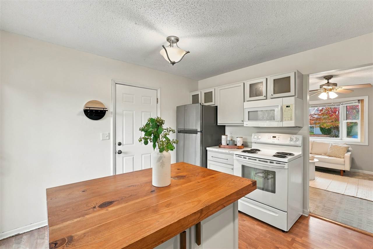 2315 Nevada Avenue Iowa City IA 52240