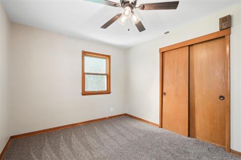1140 Crestview Drive SE Cedar Rapids IA 52403