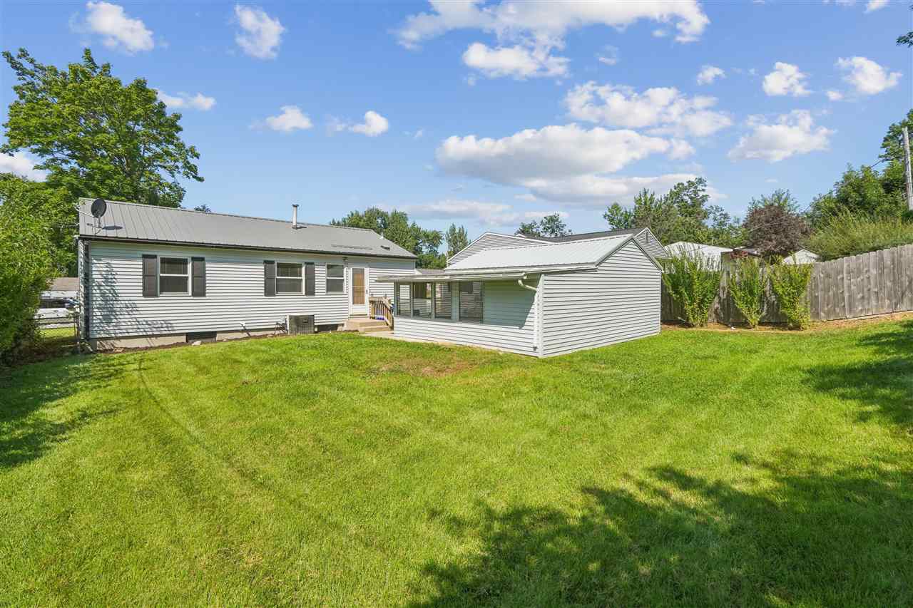1140 Crestview Drive SE Cedar Rapids IA 52403