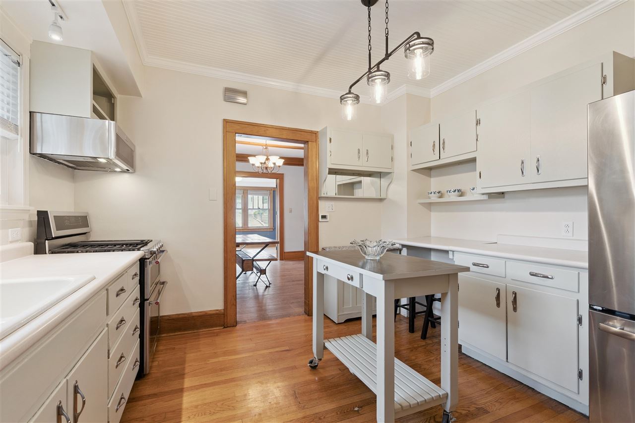 1946 Higley Avenue SE Cedar Rapids IA 52403