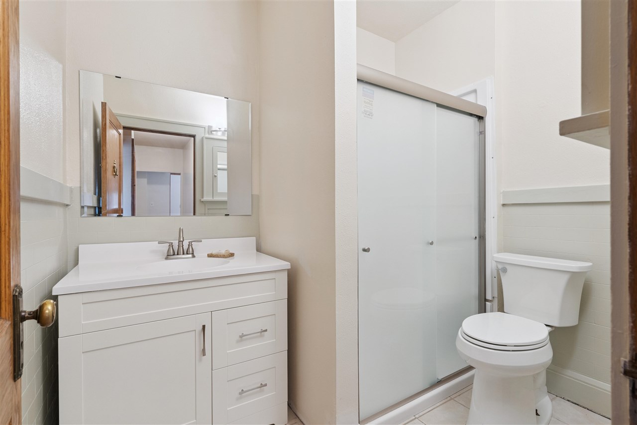 1946 Higley Avenue SE Cedar Rapids IA 52403