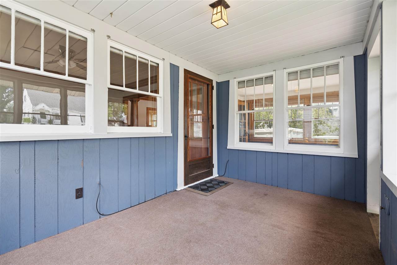 1946 Higley Avenue SE Cedar Rapids IA 52403