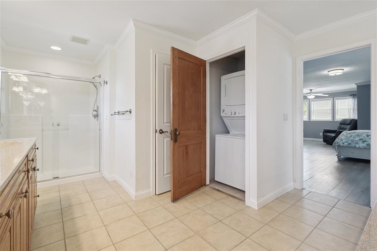 1946 Higley Avenue SE Cedar Rapids IA 52403