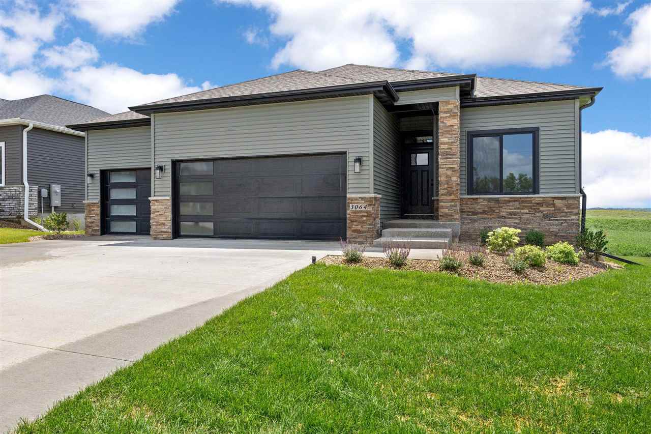 3064 Ridgeview Circle Coralville IA 52241