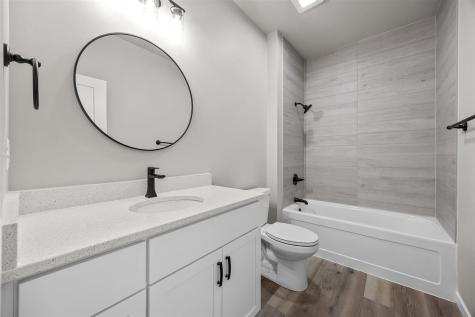 3064 Ridgeview Circle Coralville IA 52241