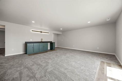 3064 Ridgeview Circle Coralville IA 52241