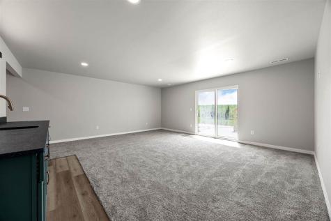 3064 Ridgeview Circle Coralville IA 52241