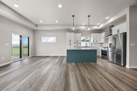 3064 Ridgeview Circle Coralville IA 52241