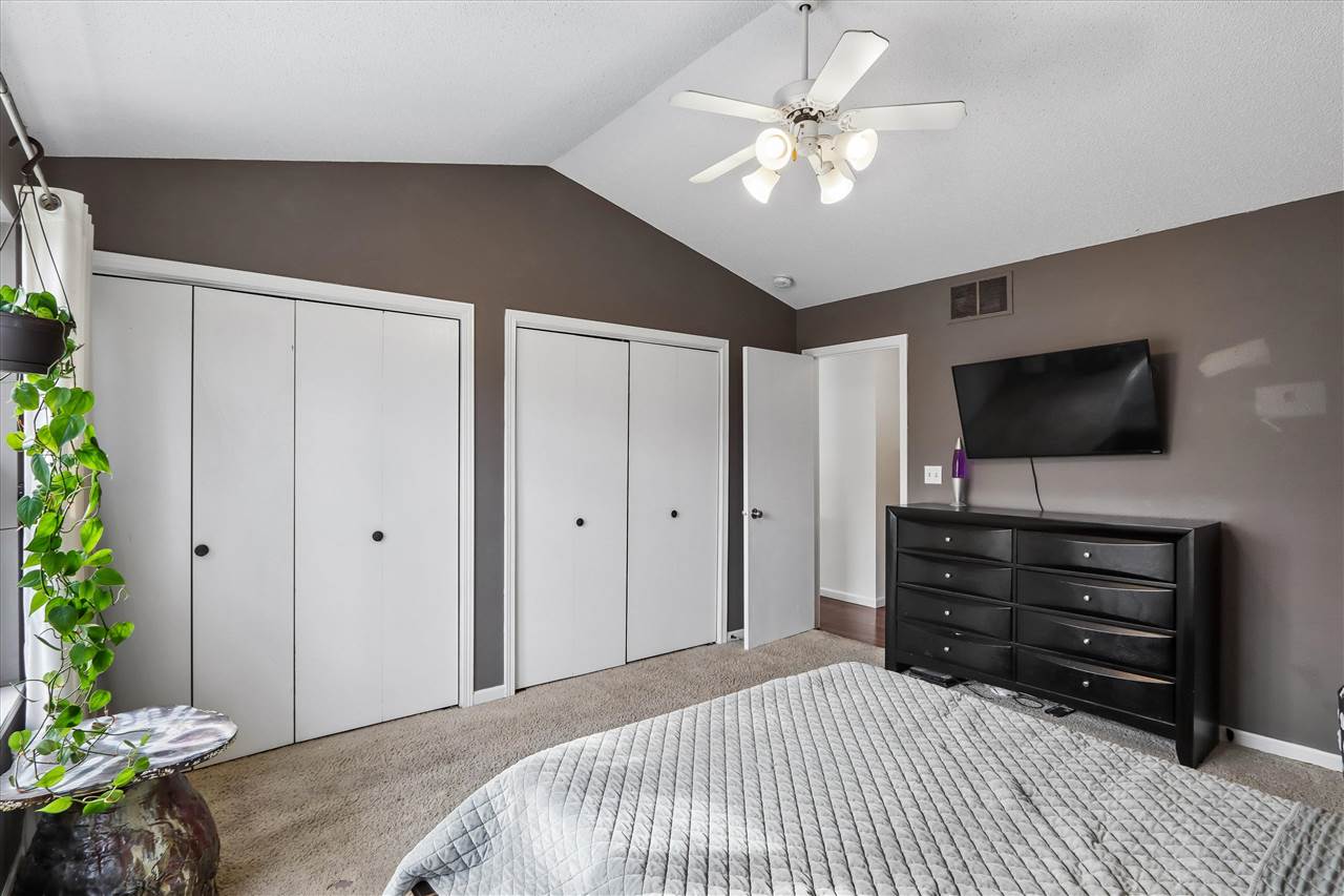 2322 Catskill Court Iowa City IA 52245