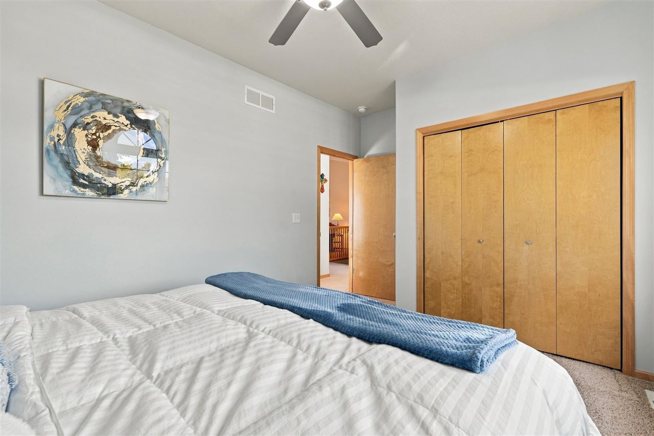 1615 Poplar Lane North Liberty IA 52317-0000