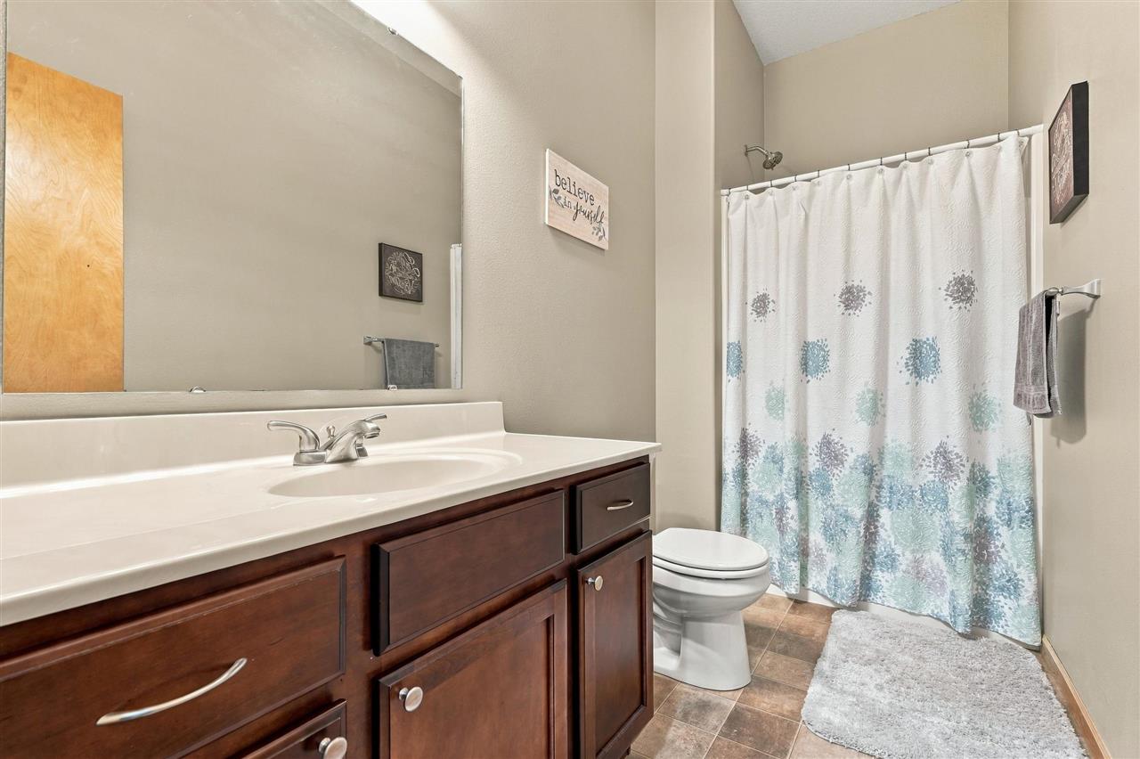 1615 Poplar Lane North Liberty IA 52317-0000