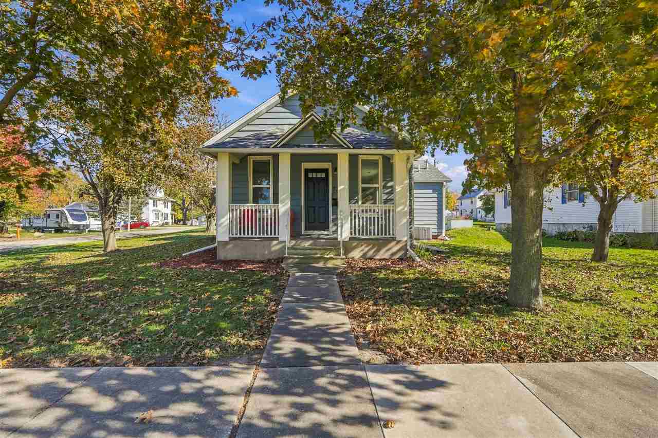 726 N Ave C Washington IA 52353
