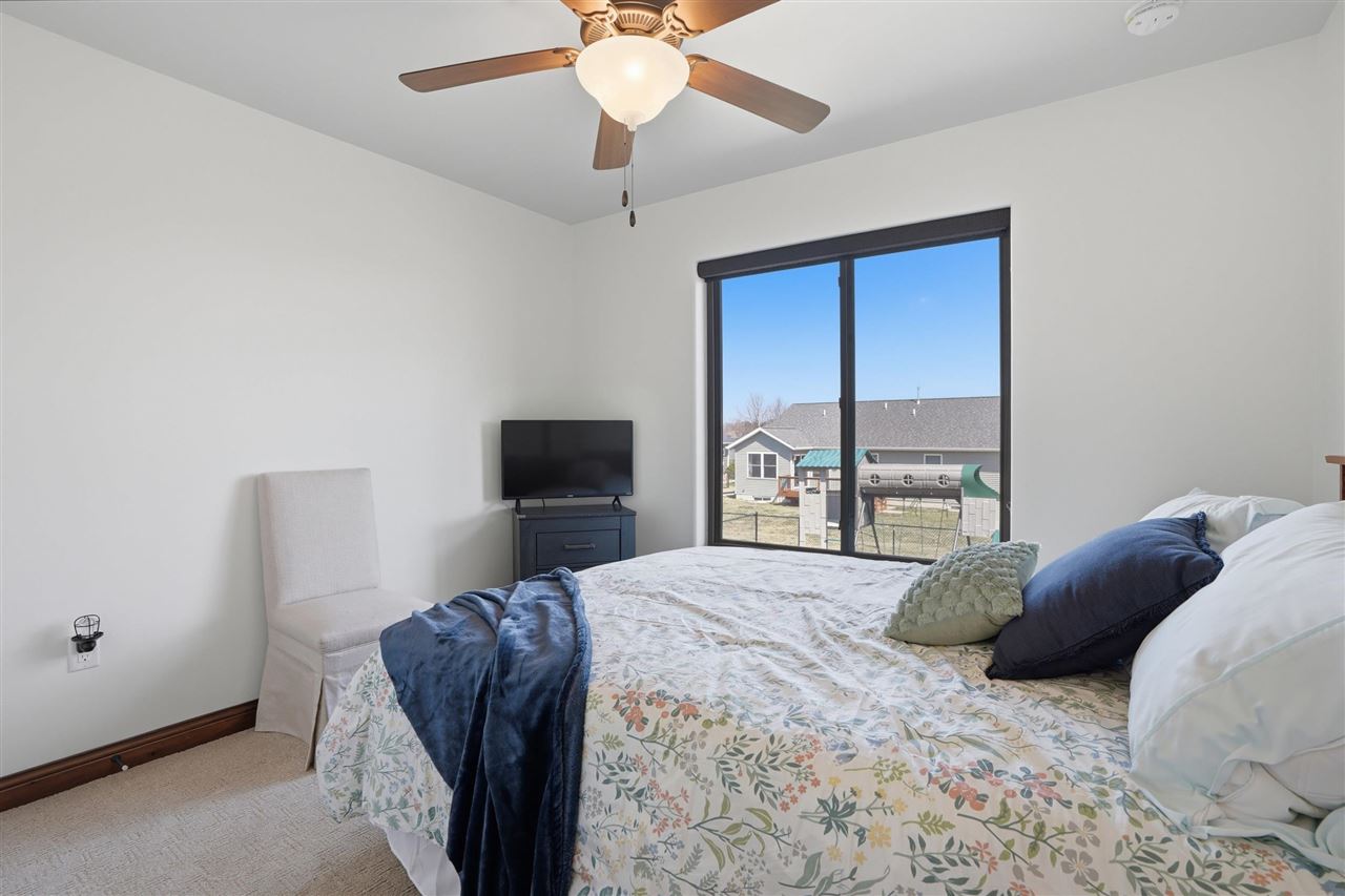 1930 Robin Drive North Liberty IA 52317