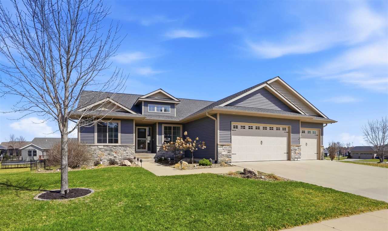 1930 Robin Drive North Liberty IA 52317