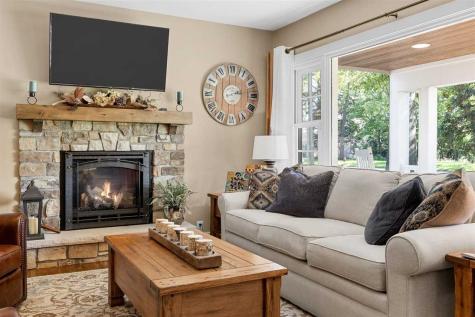 210 W Park Road Iowa City IA 52246