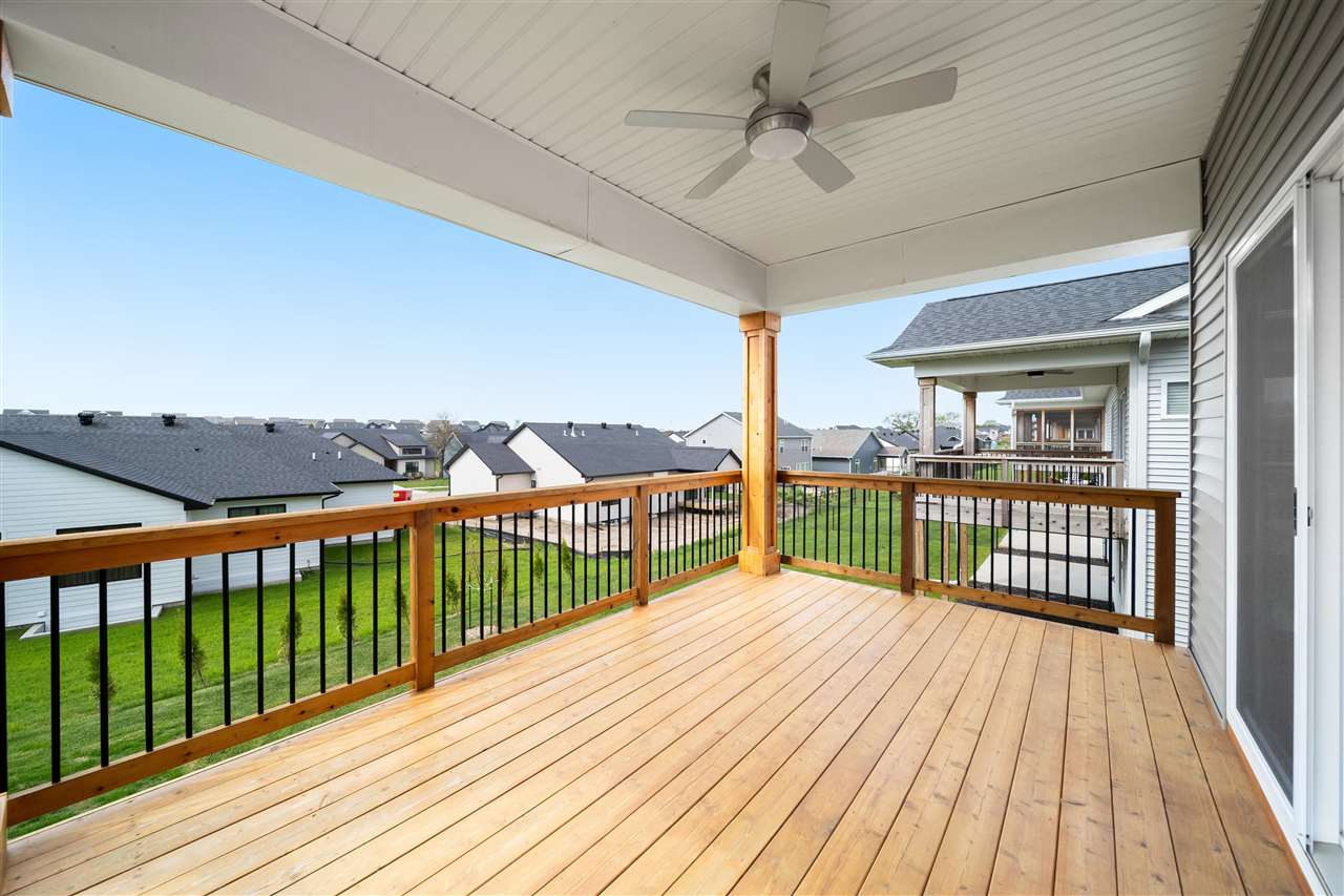1275 Berkshire Lane North Liberty IA 52317
