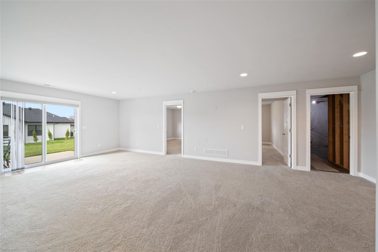 1275 Berkshire Lane North Liberty IA 52317