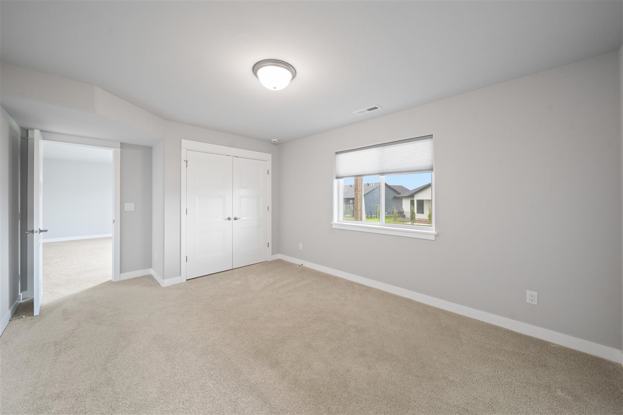 1275 Berkshire Lane North Liberty IA 52317