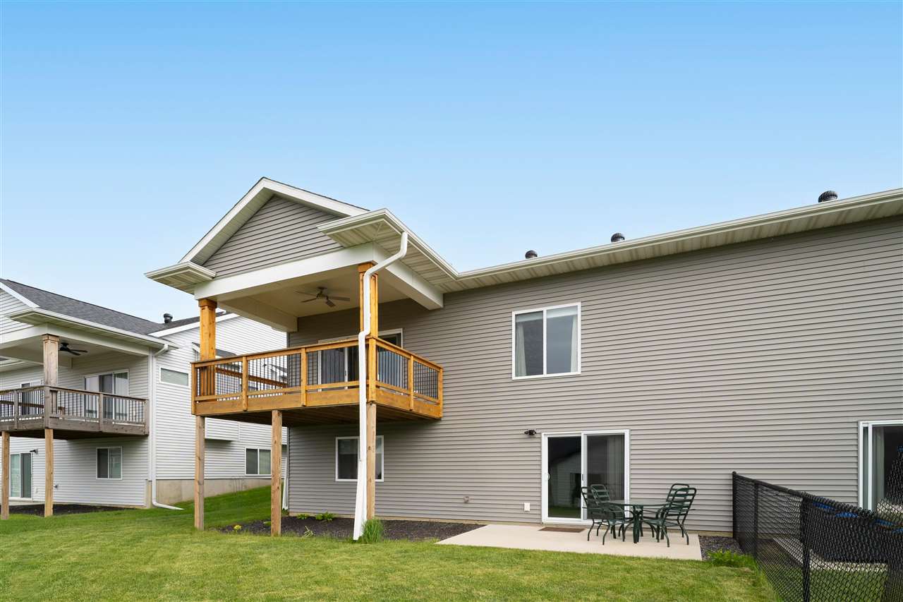 1275 Berkshire Lane North Liberty IA 52317